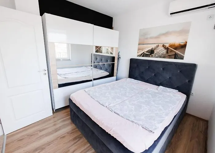 Apartment Lifestyle 6