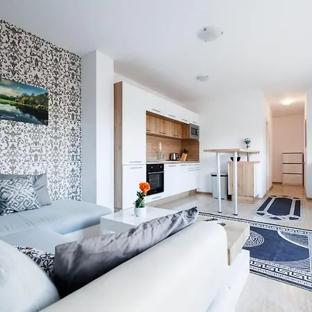 Lifestyle 6 Apartment